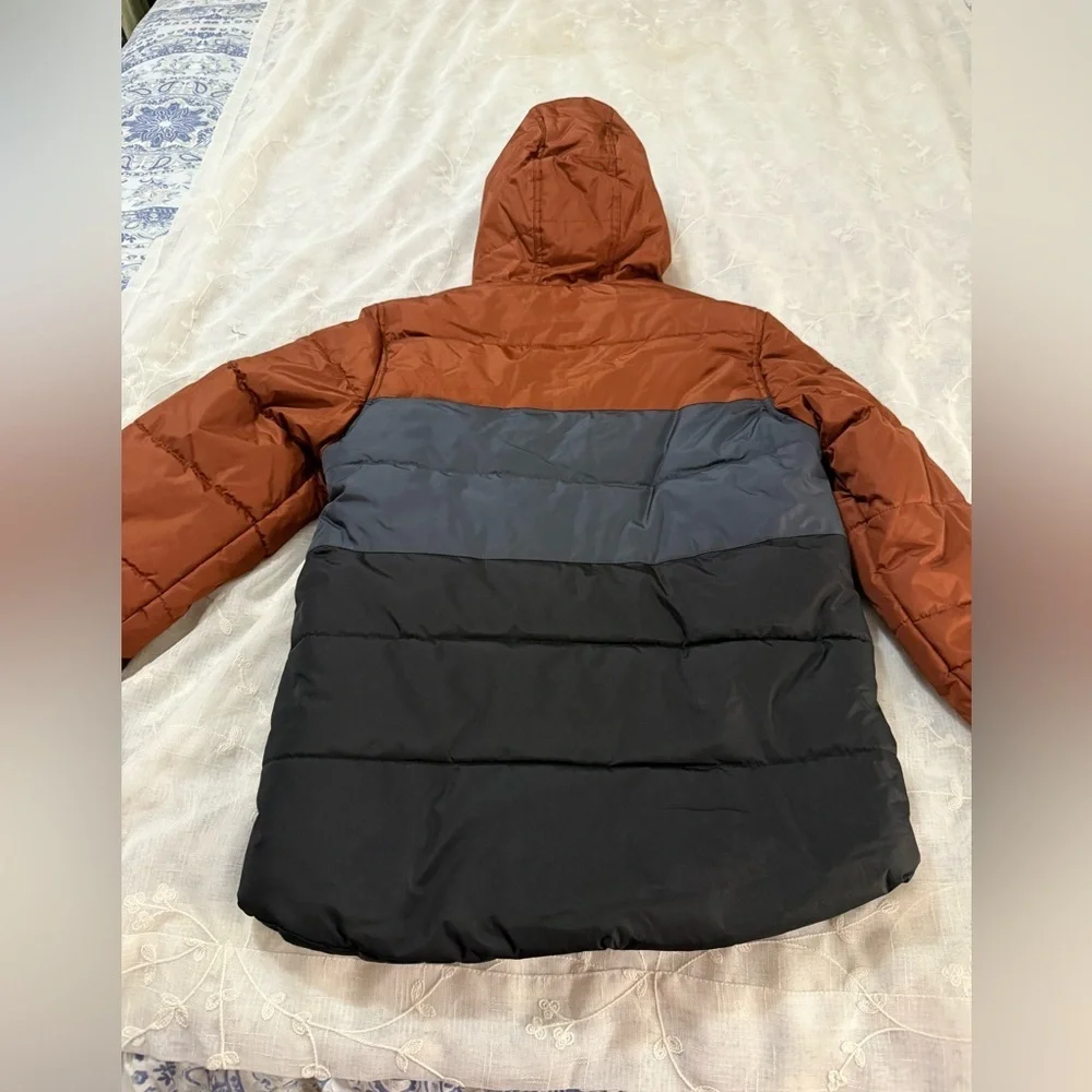 Whales Tail Youth Boy’s winter jacket , sz 14/16, NWT!